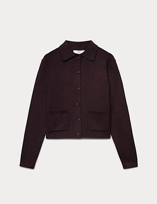 Bequeme kurze Strickjacke aus Luftgarngewebe mit Kragen