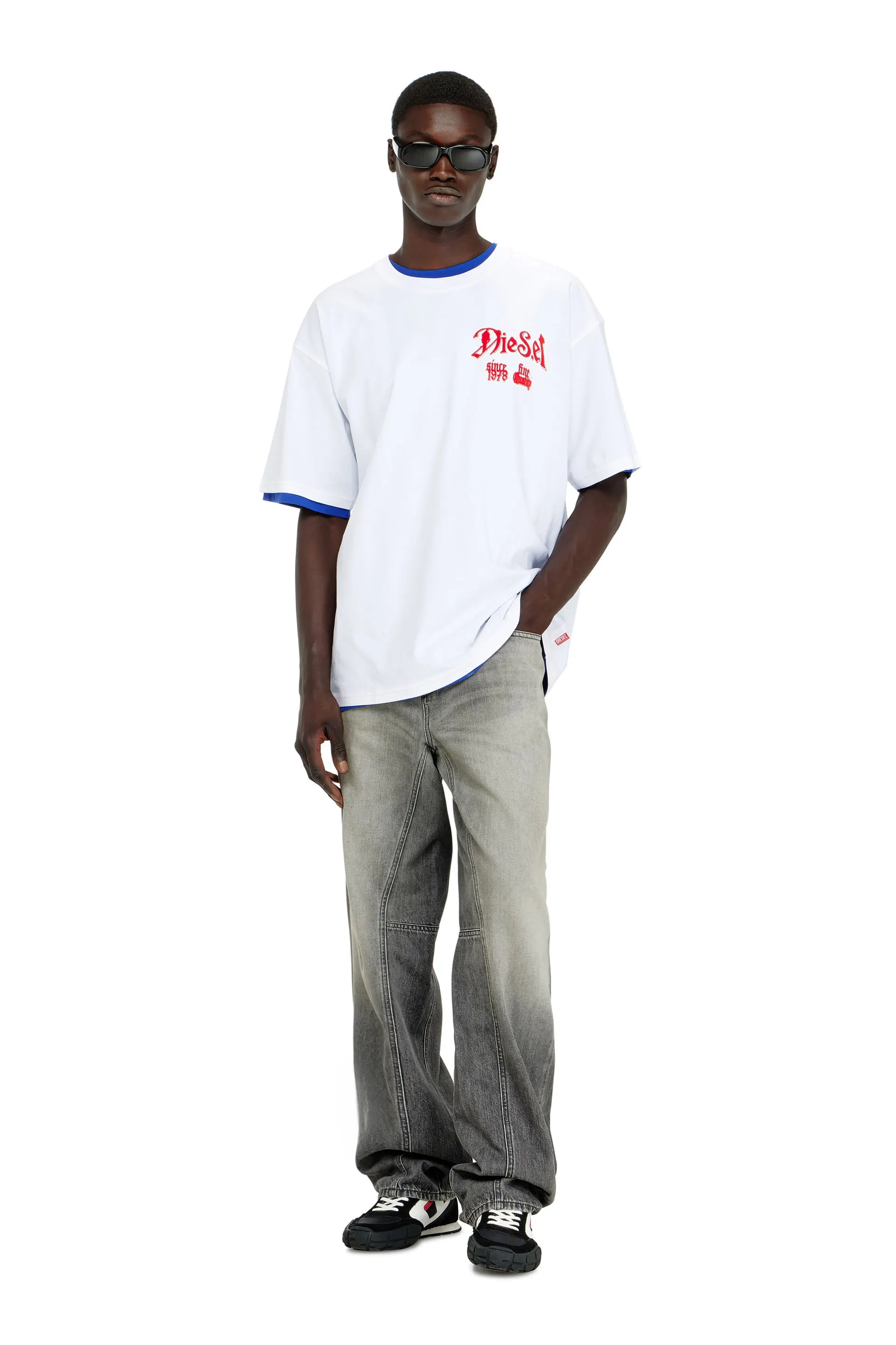 Cotton T-shirt with flock graphic