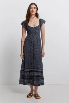 Vestido estampado volantes