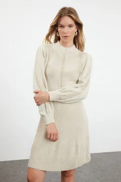 Vestido corto de punto suave