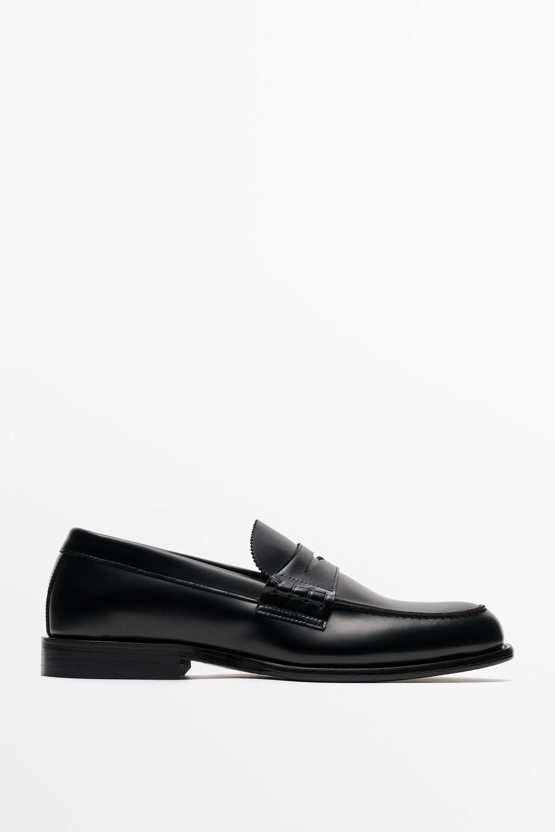 Leather penny loafer