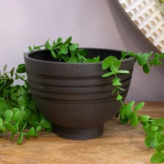 Boston Living Eco Linear Footed Planter Pot Black 14cm