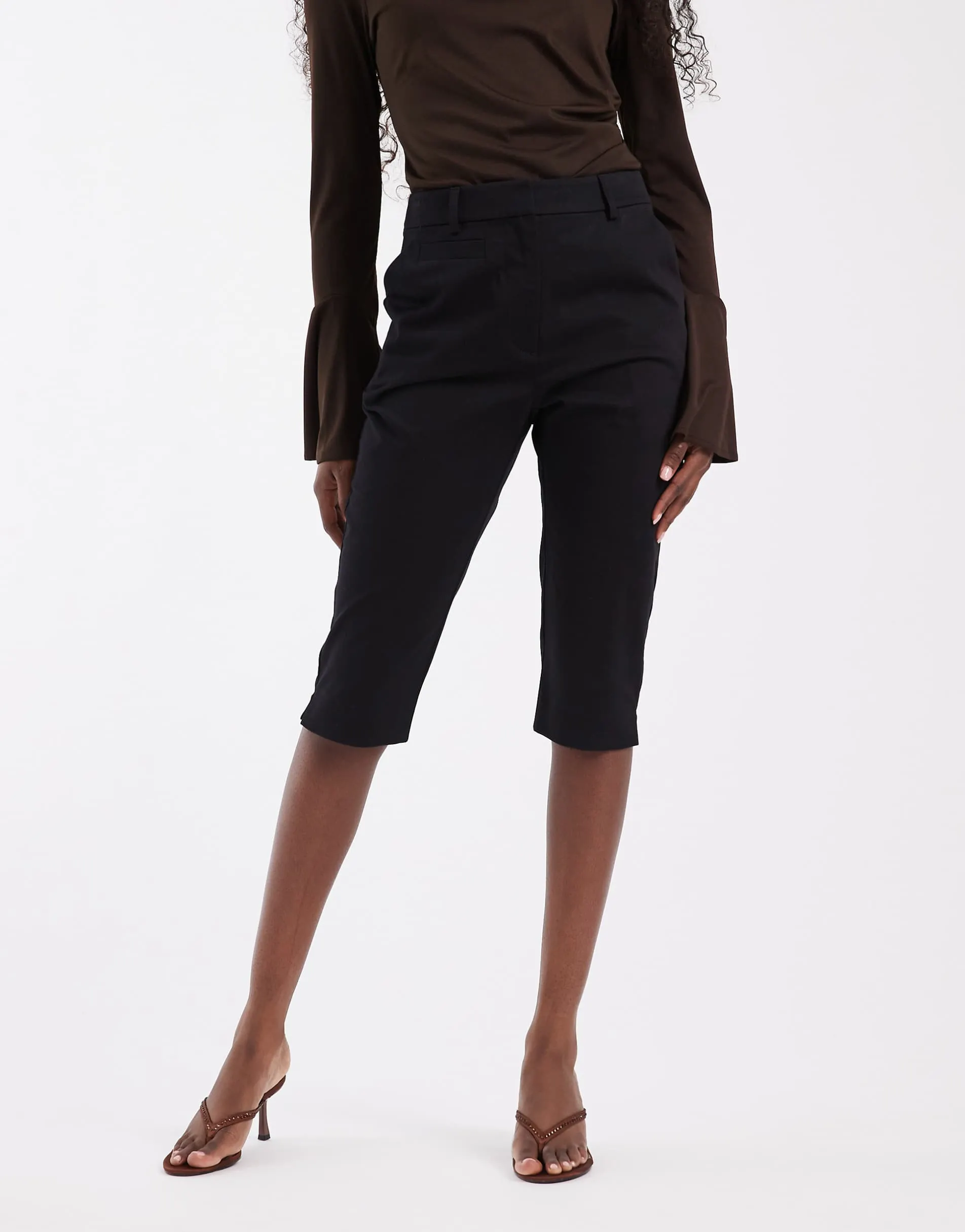 ASOS DESIGN tailored capri trousers in black