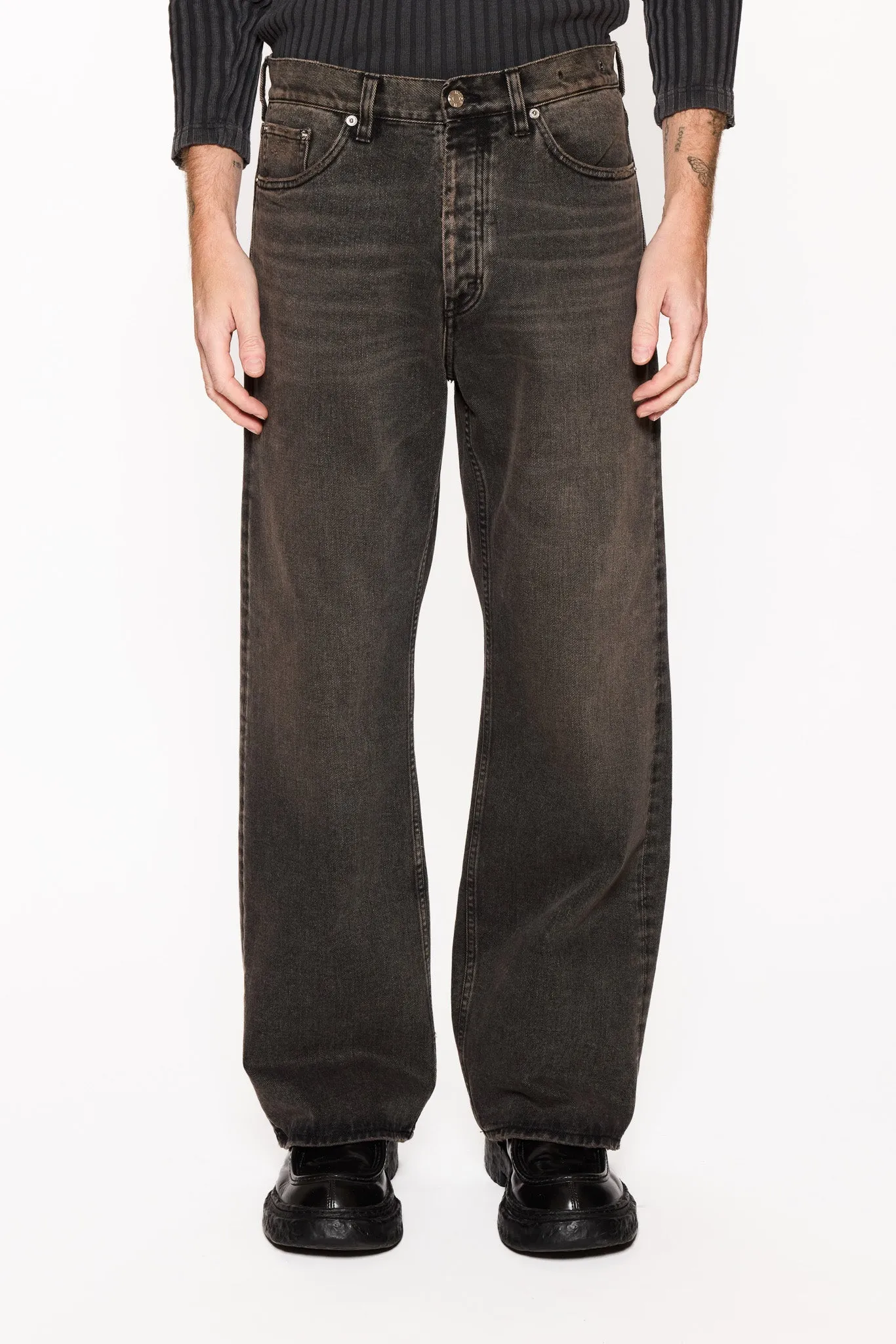 Loose-Fit Jeans
