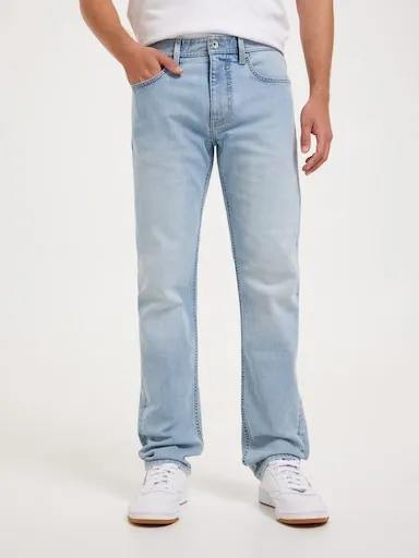 Just Jeans Stretch Regular Straight Leg Jean