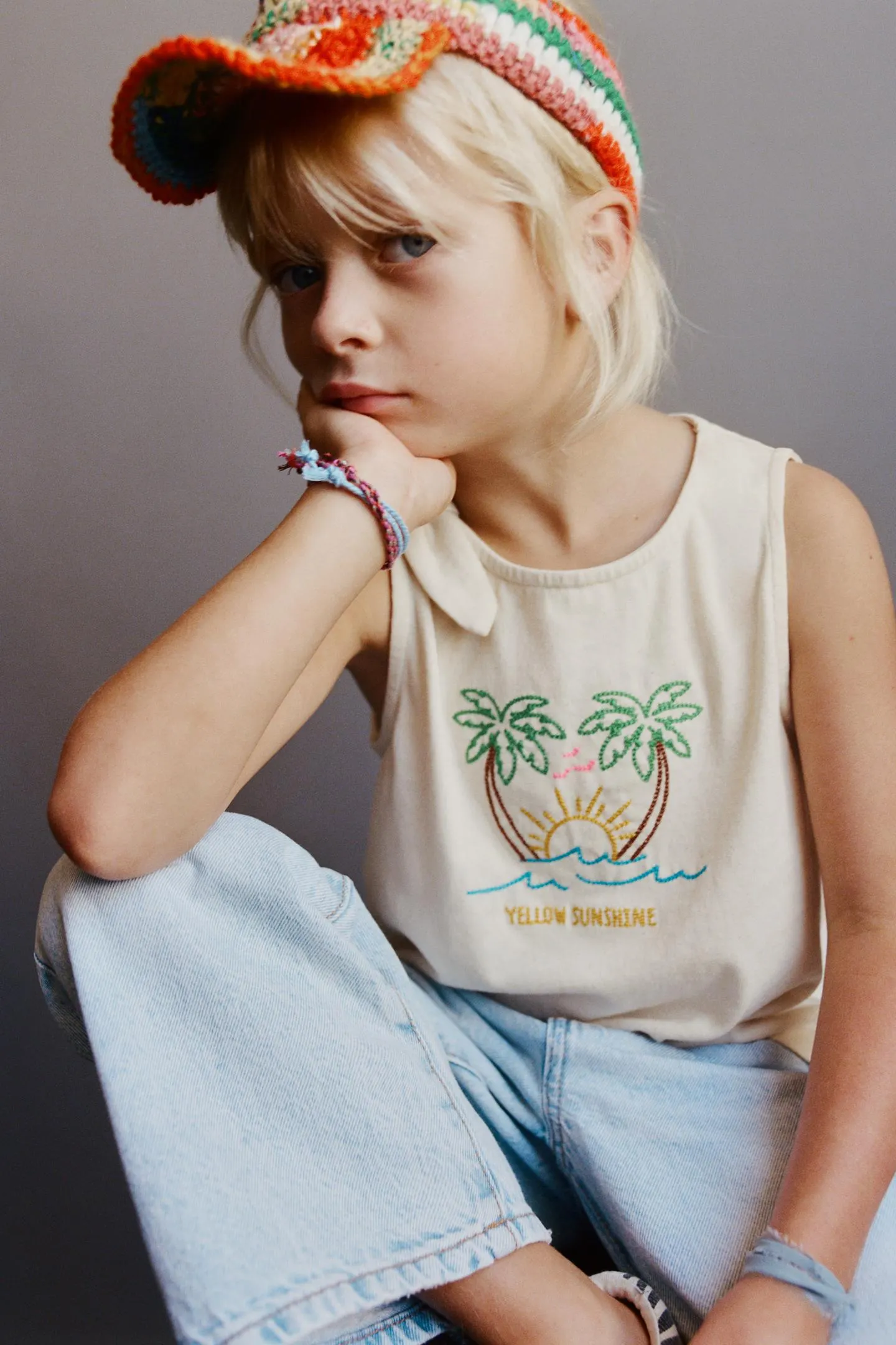 TROPICAL EMBROIDERED KNOT T-SHIRT