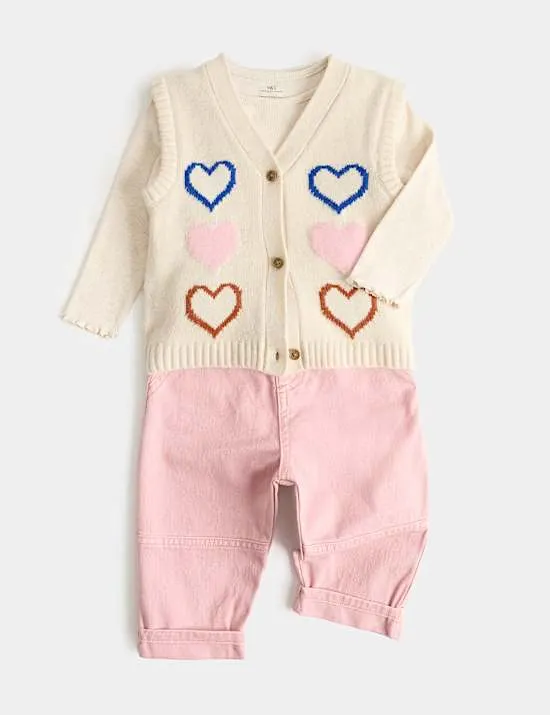 3-teiliges Outfit mit hohem Baumwollanteil, bestehend aus Strickoberteil und Jeans mit Herzmuster (0 Monate–5 Jahre)