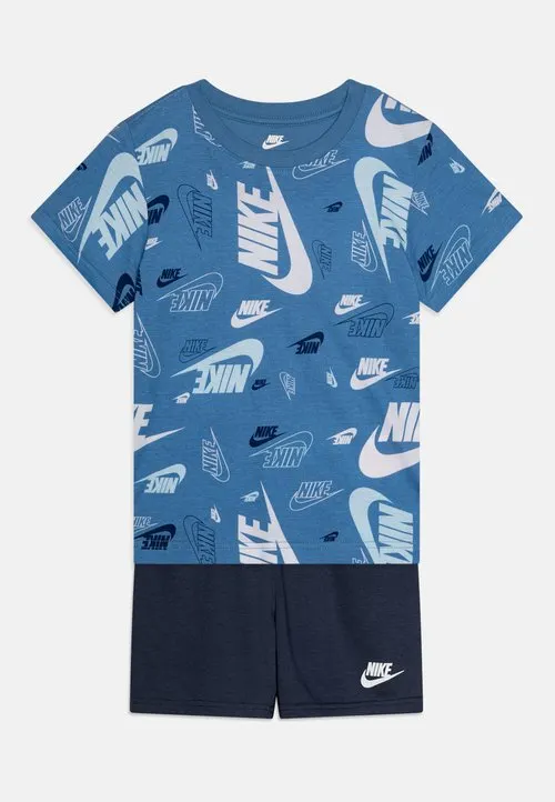 Nike Sportswear SET - Shorts - midnight navy