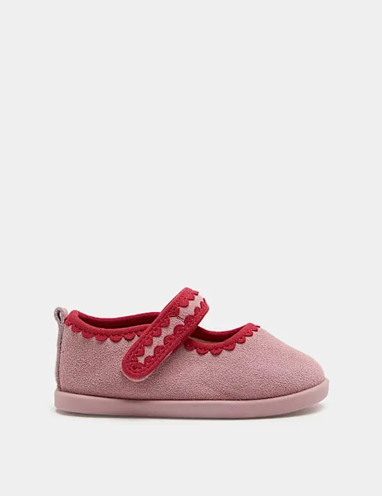 Babyballerinas mit Herzmuster (19–21,5)