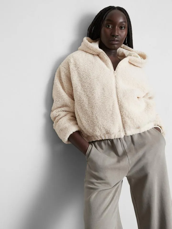 Veste à capuche effet mouton retourné Rita Ora