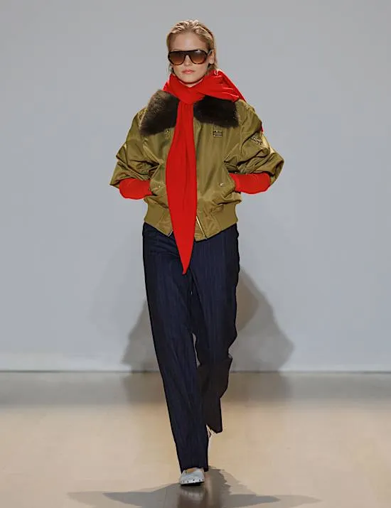 Flight-Bomberjacke mit Kunstpelzbesatz