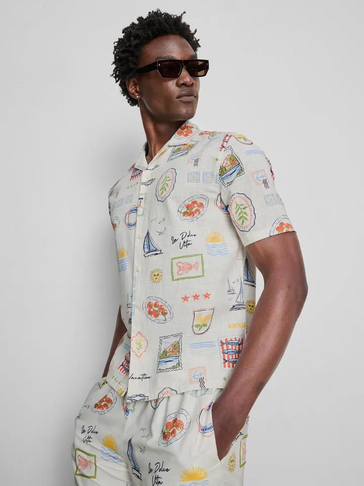 Chemise à col à revers et motifs carte postale