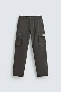 RELAXED FIT CARGO TROUSERS