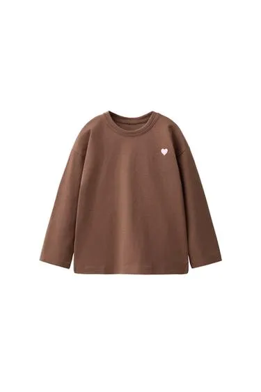 EMBROIDERED HEART T-SHIRT