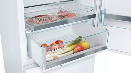 BOSCH KGE49AWCA JÄÄKAAPPIPAKASTIN VALKOINEN