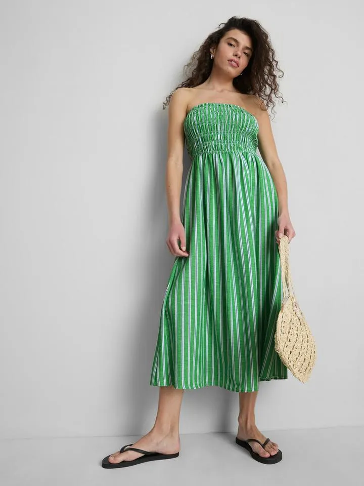 The Primark Scene | Robe bustier mi-longue froncée à rayures