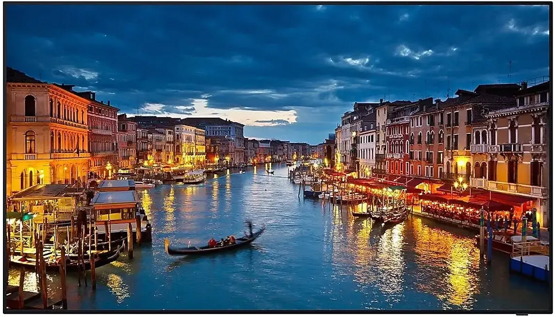 Panasonic TH-86CQ1U 86" Class 4K UHD Professional TV