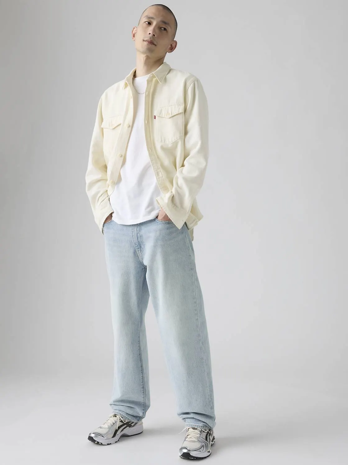 568™ Loose Straight Jeans