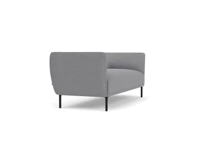 FÉST Amsterdam 2-zitsbank Aku Stof: Sydney Light Grey 91 | Poten: Zwart