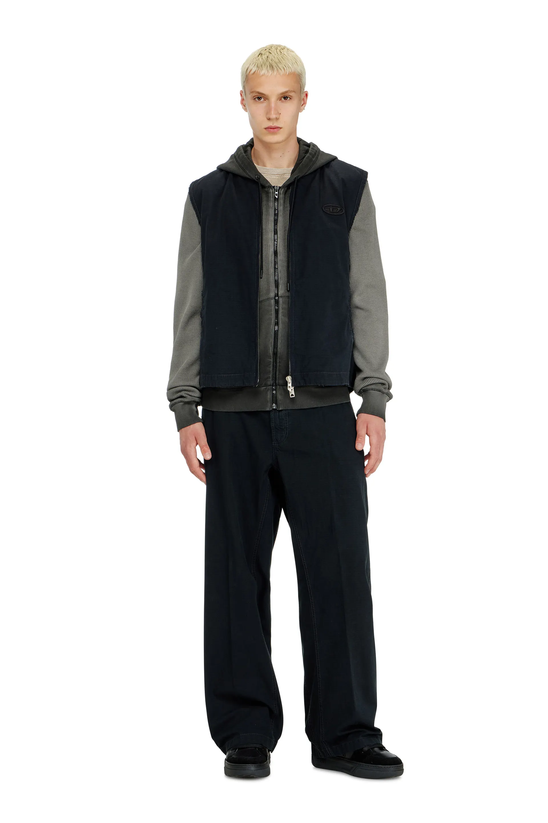 Cotton ripstop vest with Oval D patch