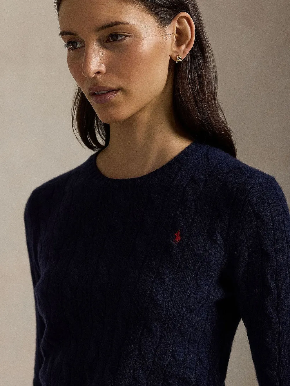 CABLE-KNIT WOOL-CASHMERE SWAEATER
