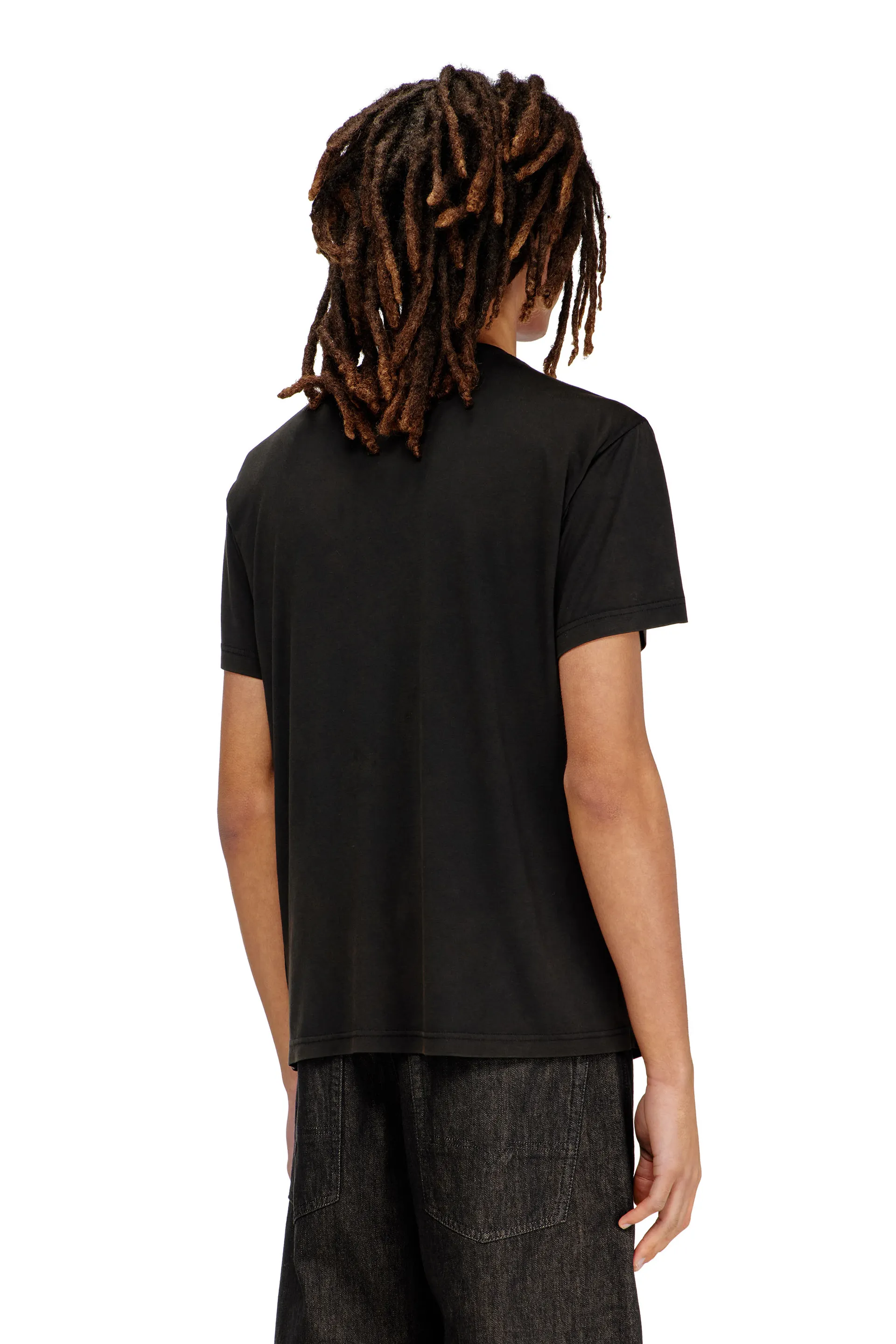 Fluid T-shirt with micro embroidery