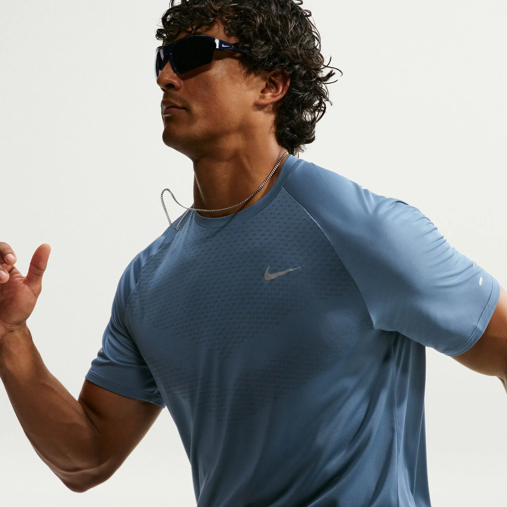 Dri-FIT ADV STRIDE TOP