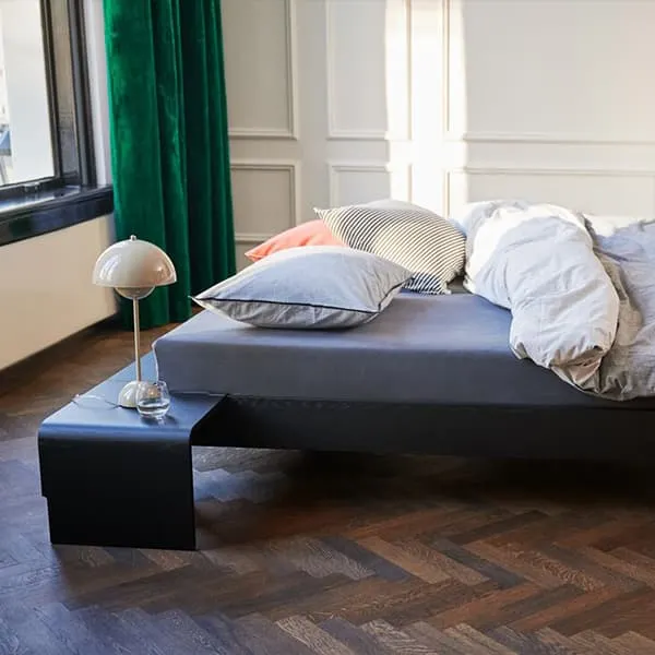 Auronde Midnight black oak