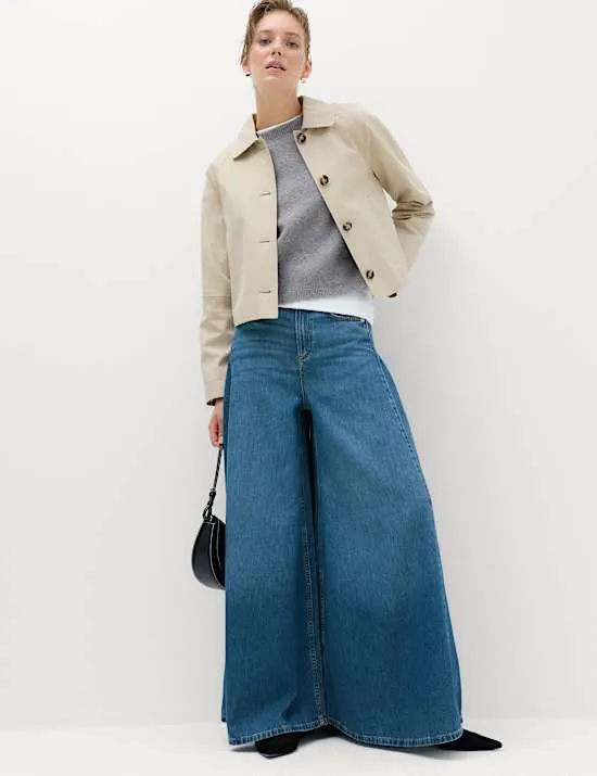 Hoch geschnittene Baggy-Jeans im Vintage-Look mit weitem Bein