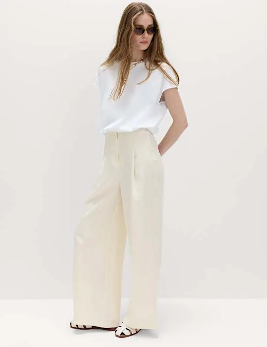 Single Pleat Wide Leg Trousers with Linen