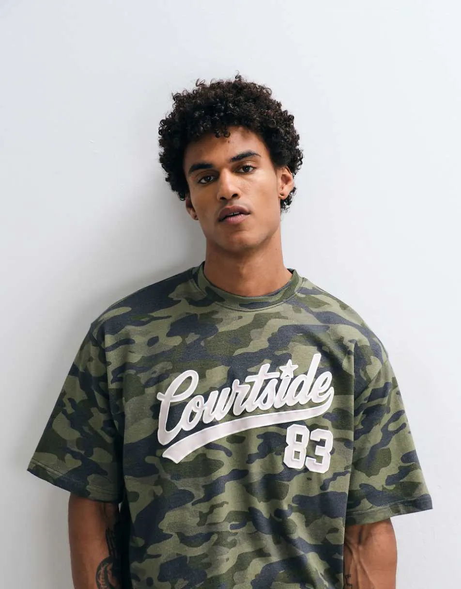 Courtside camo print t-shirt in green