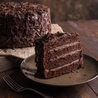 David's Cookies Premier Chocolate Cake, 7.2 lbs (Serves 14)