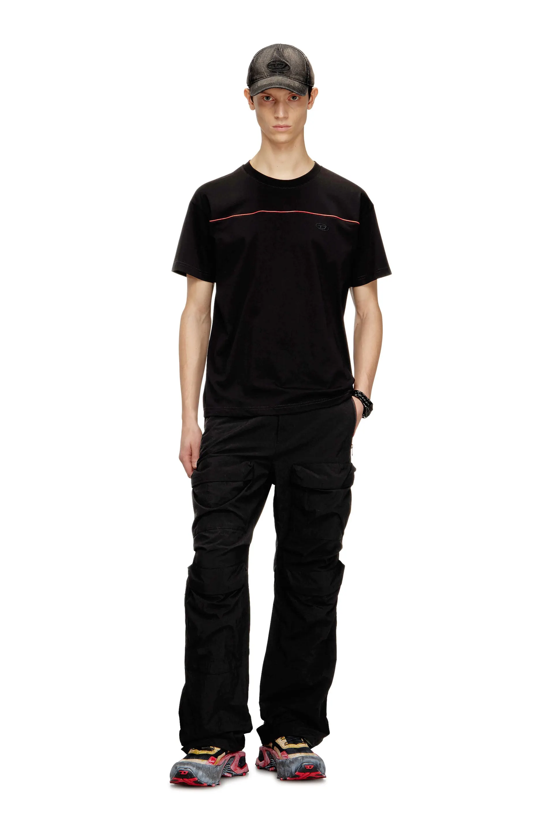 T-shirt with contrast piping