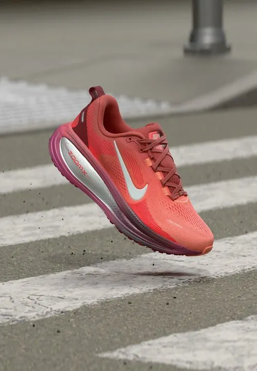 VOMERO 18 SE2 - Løpesko for vei - light redwood/barely green/bright crimson/atomic pink