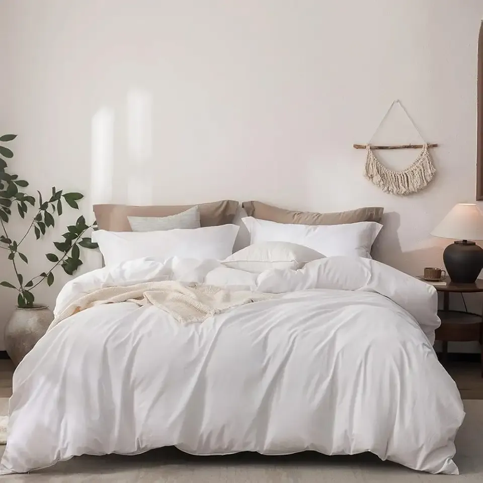 CLOTHKNOW White Full Size Comforter Set 3Pcs White Bedding Comforter Sets Soft All Season Men Women Comforter with 2 x Pillow Cases
