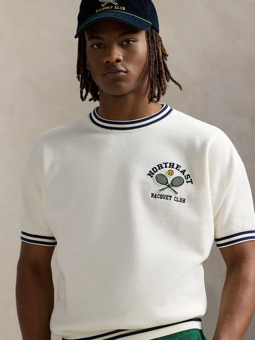 GRAPHIC SWEATSHIRT