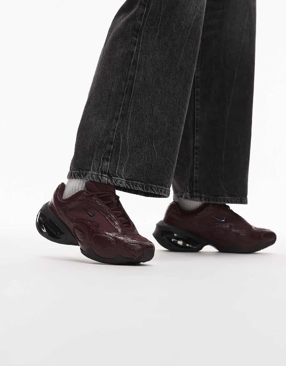 Nike Air Max Muse trainers in burgundy