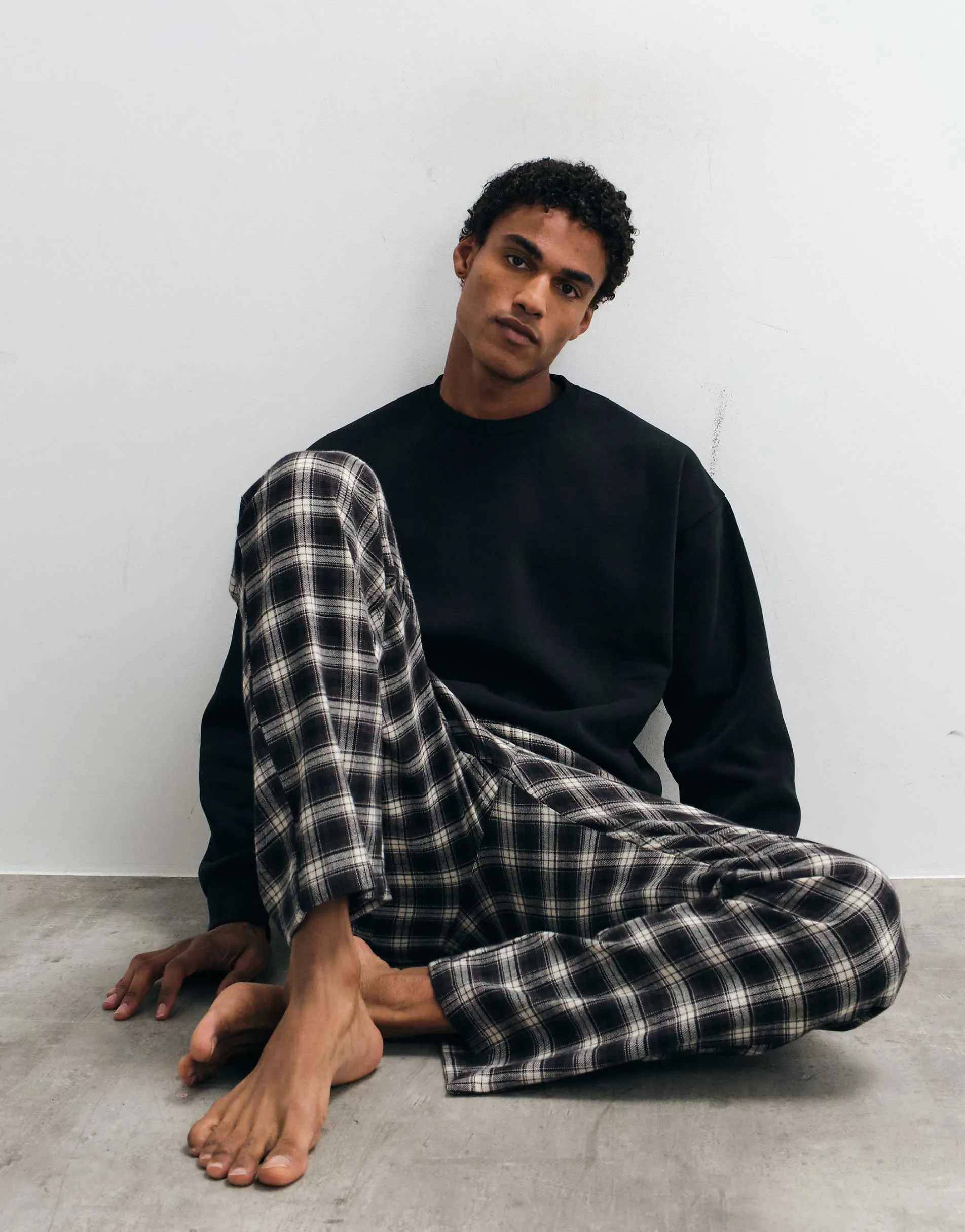 Jack & Jones lounge sweatshirt in black