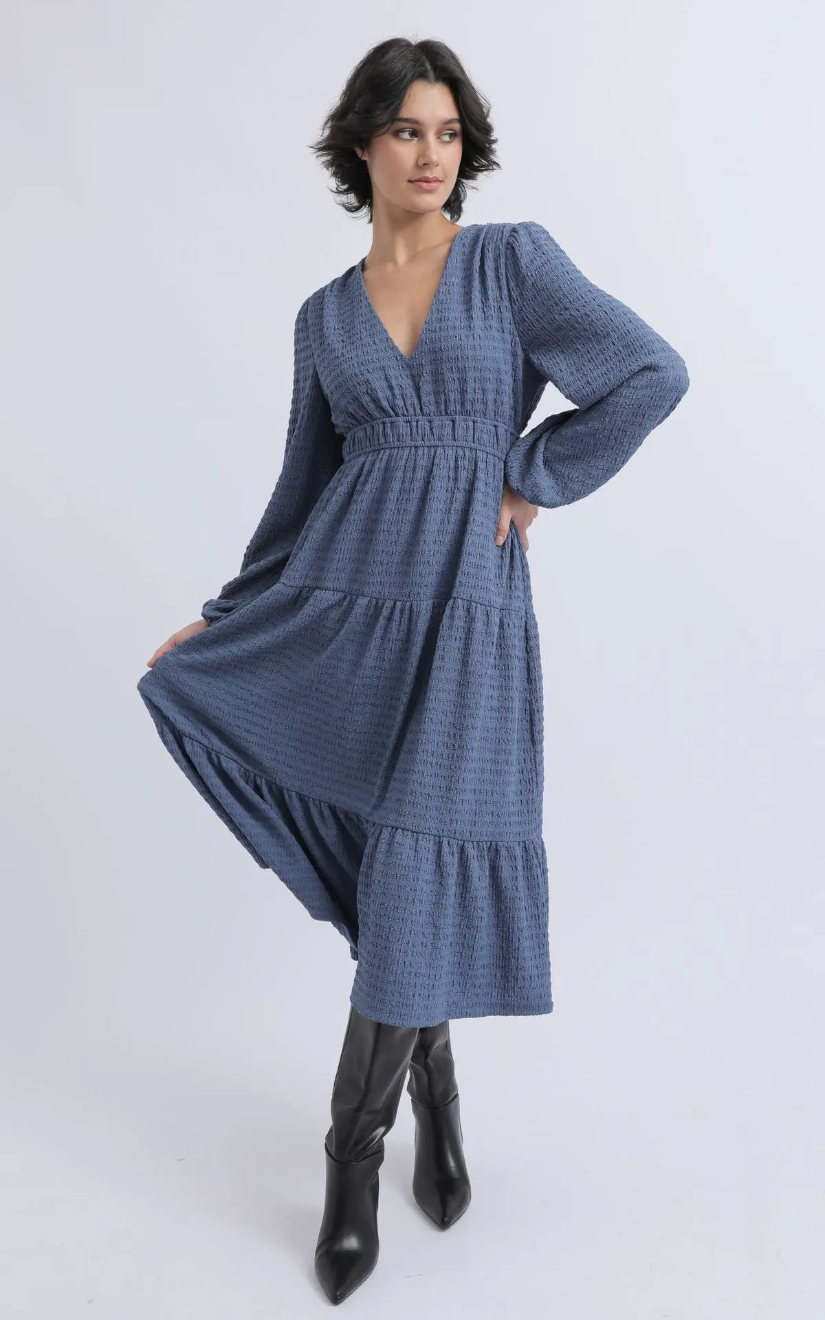 Crinkle Knit LS Tier Midi Dress