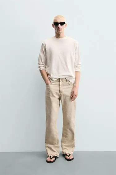 PAINT SPLATTER FLARE FIT JEANS