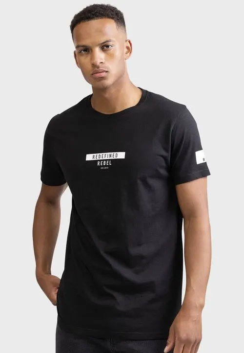 T-shirts med print - black