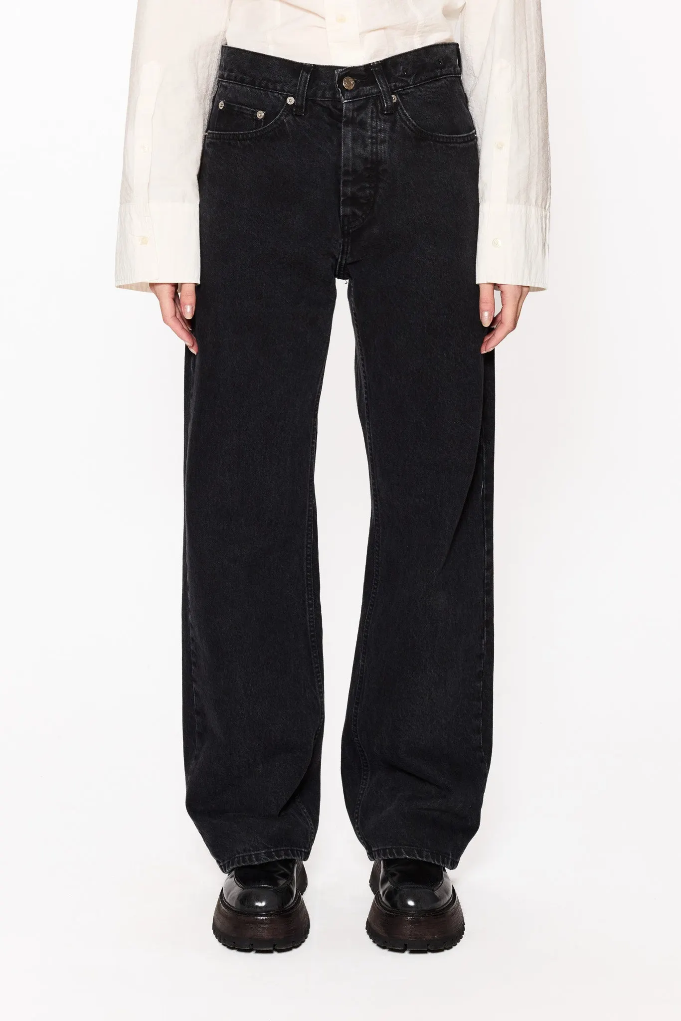 Loose-Fit Jeans