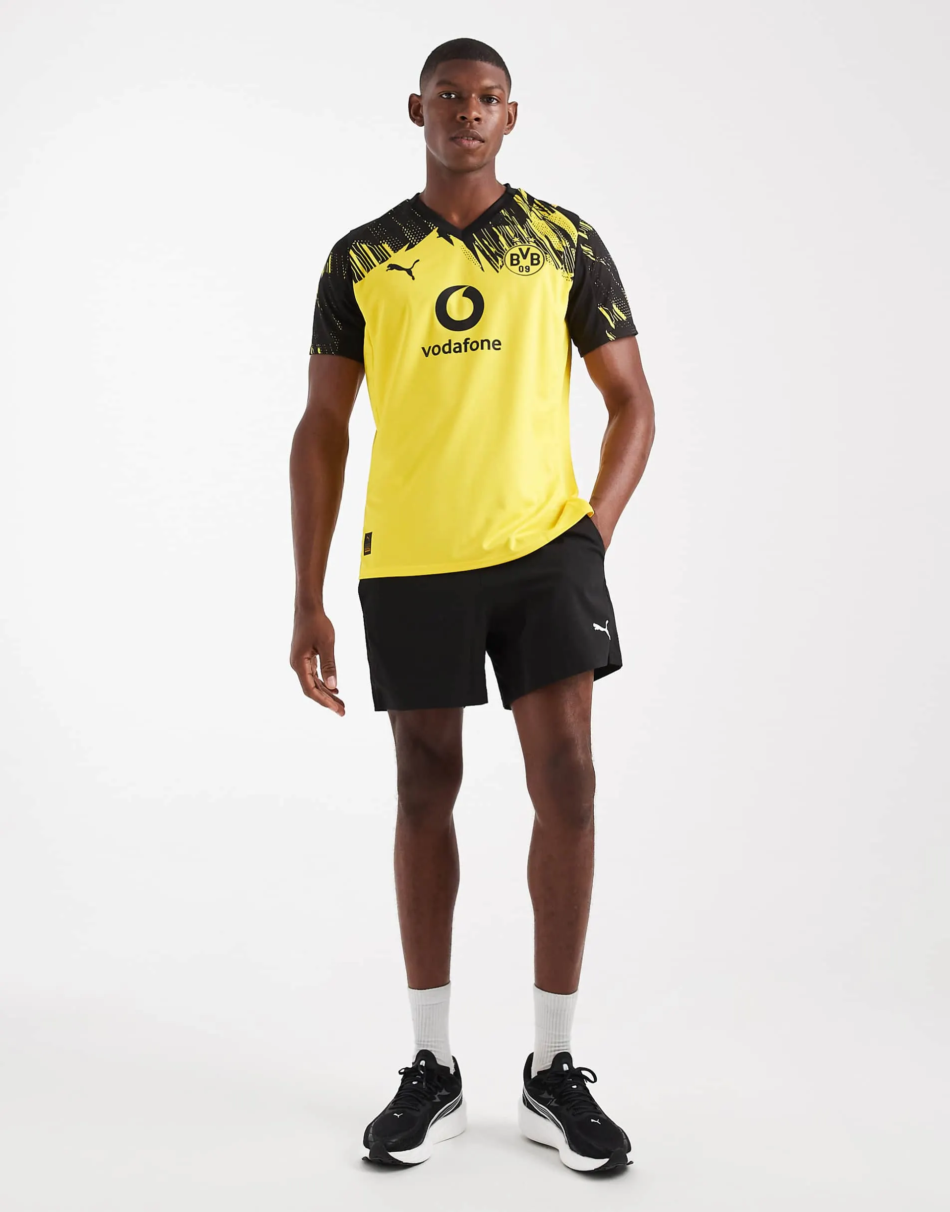 Puma Borussia Dortmund 25/26 home jersey in yellow and black