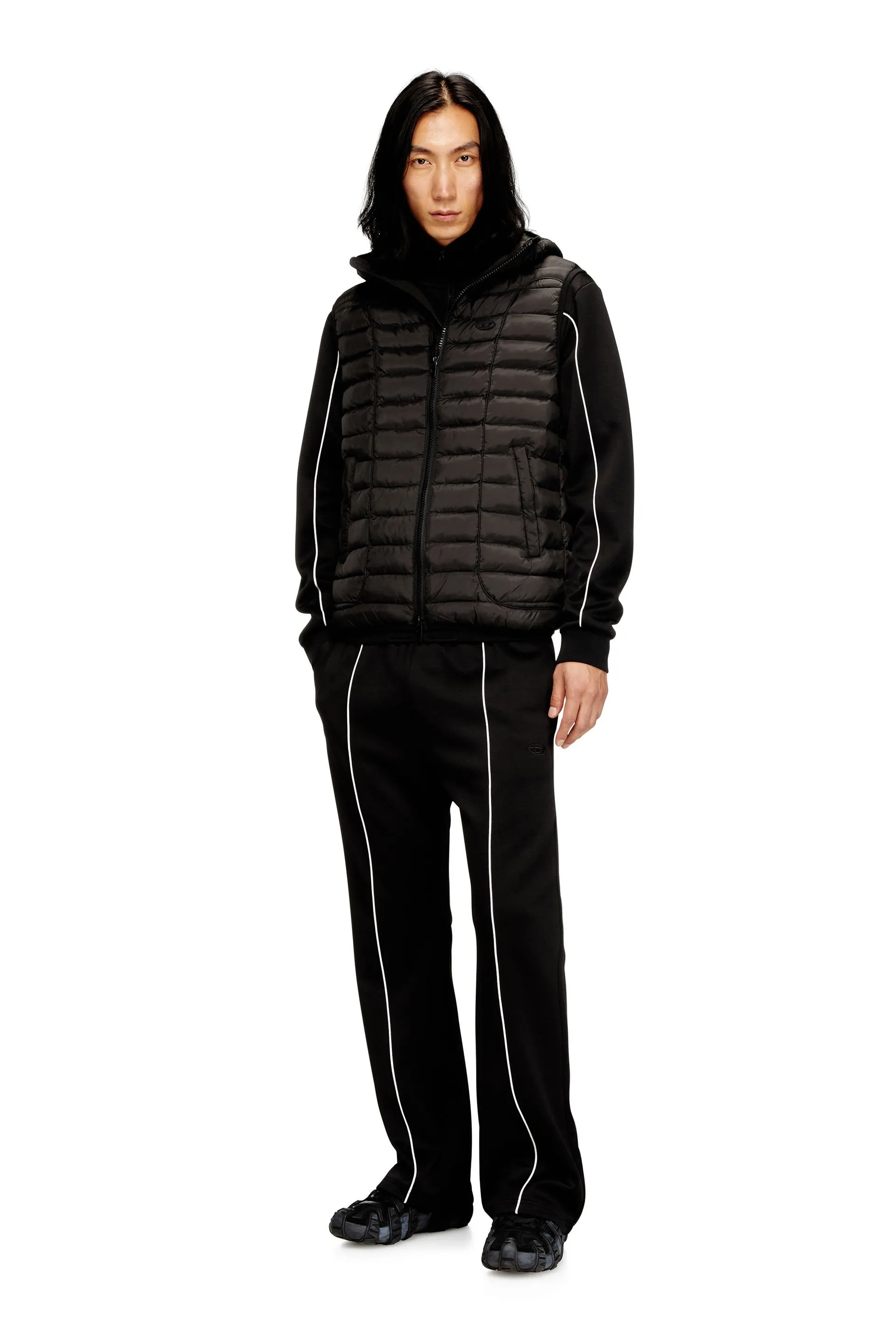 Hooded puffer vest in light nylon