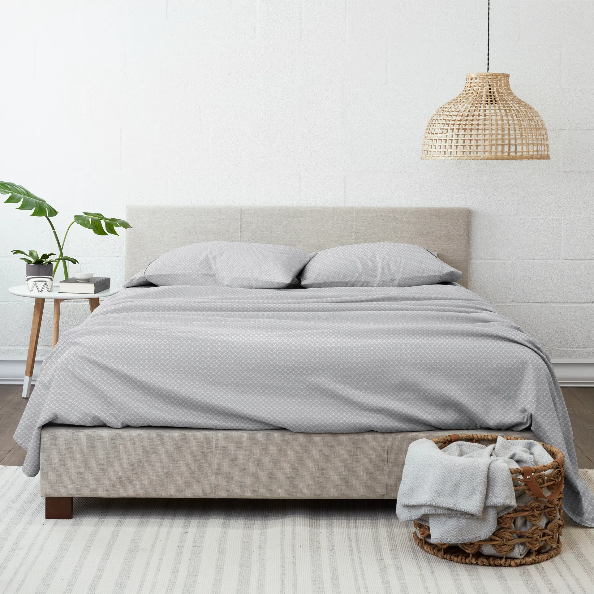 Queen 20000 -Thread Count Microfiber Light Gray 4 -Piece Bed Sheet Set