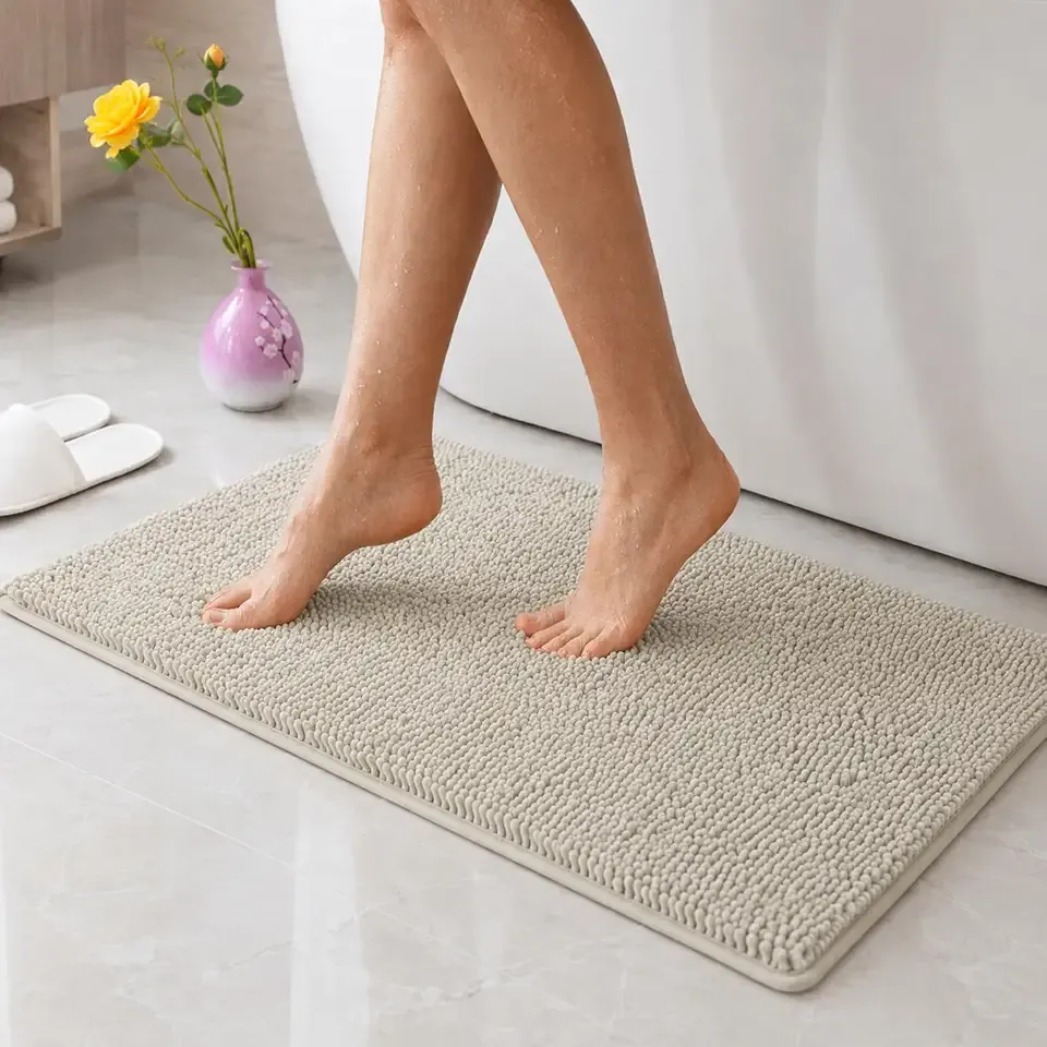 Chenille Bathroom Rug Soft and Absorbent Shaggy Bath Rug Non-Slip Plush Bath Mat Machine Washable, 32" x 20", Beige