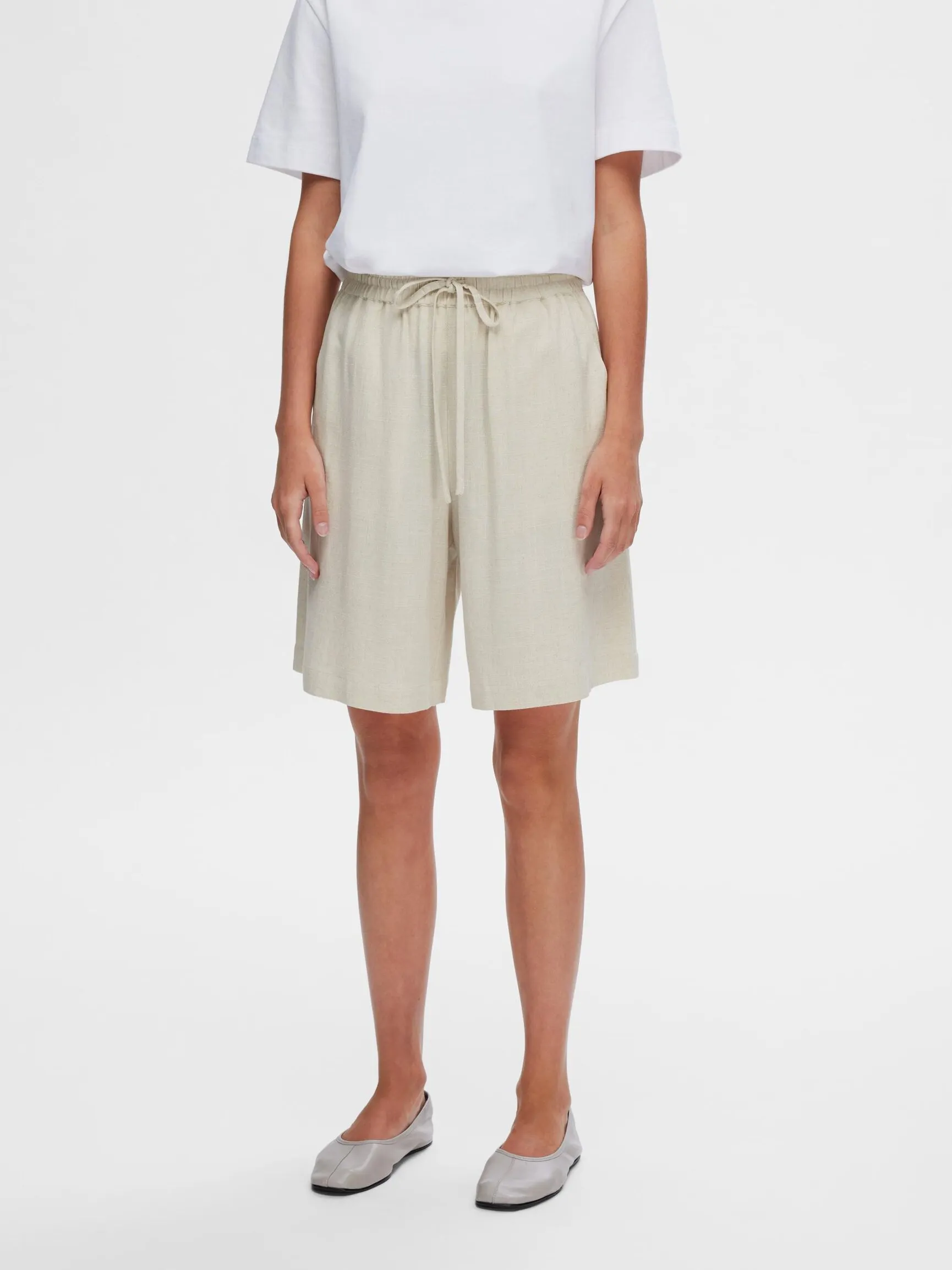 VISKOSEBLANDING SHORTS