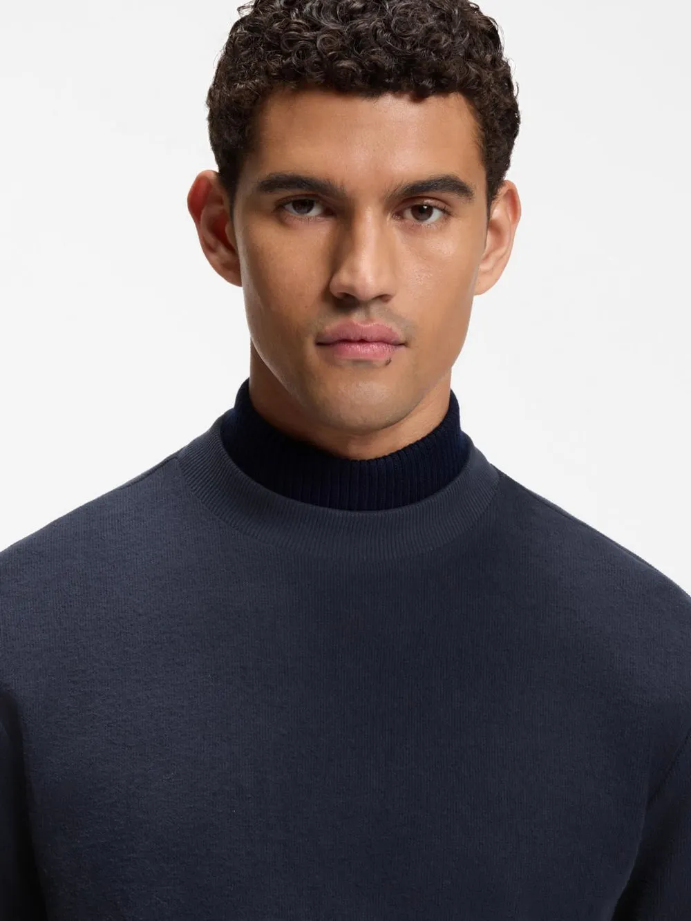TE-SHADOWS LONG-SLEEVED T-SHIRT