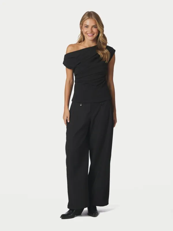 Mabelle Drapy Top Black