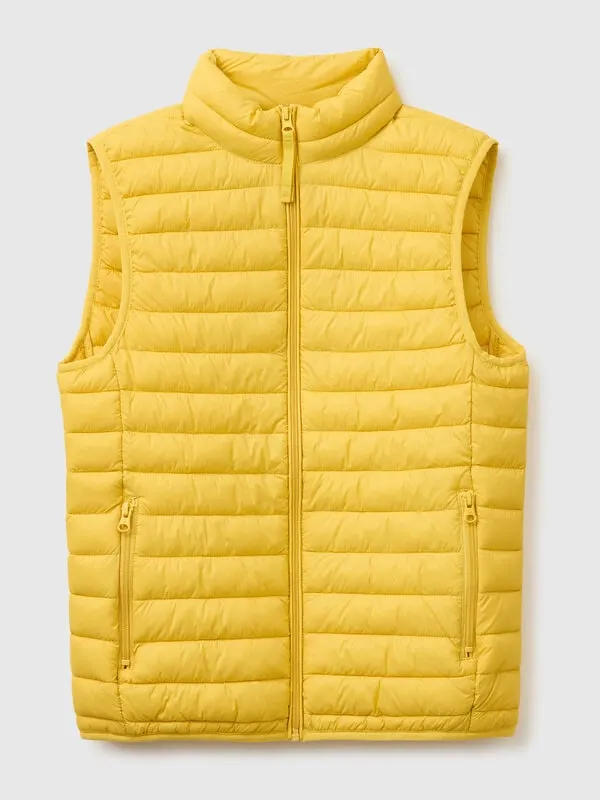 Regular fit padded sleeveless jacket